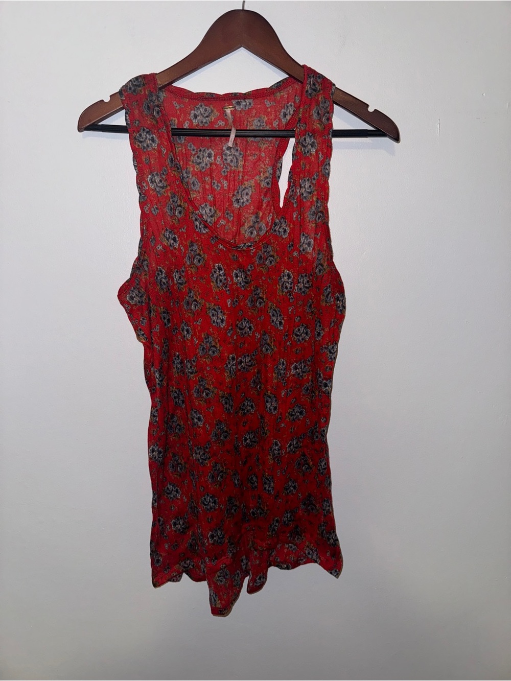 Free People Red Floral Ditsy Print Racerback Swing Tank Top - Size Large